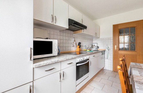 Schulperweide Apartment | Apartment 'Ilse' with Private Terrace, Shared Garden and Wi-Fi