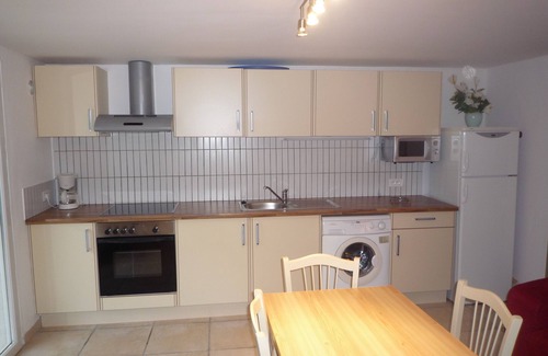 Saint-Jeannet Apartment | Apartment in a beautiful, new villa with pool