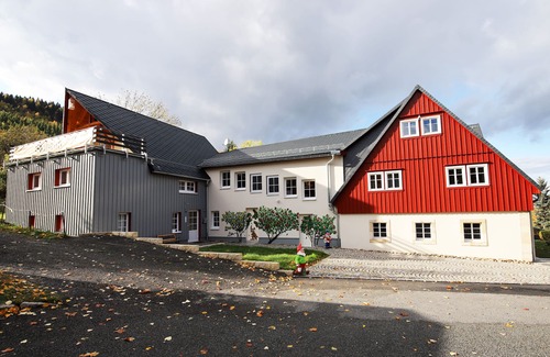 Waltersdorf Condo | Apartment in a top location with sauna and roof lounge for families and active vacationers