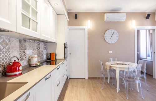 Historic Center Apartment | Apartment in Bologna with 1 bedrooms sleeps 2