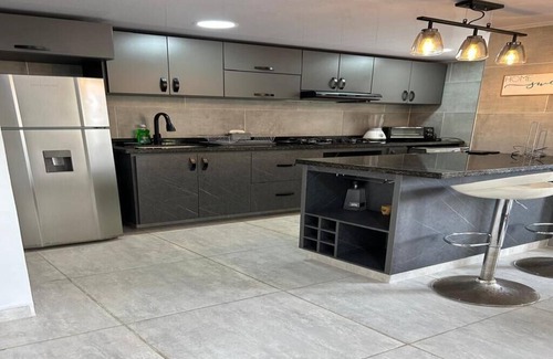 Cali Apartment | Apartment in Cali -Ideal for a group of people.