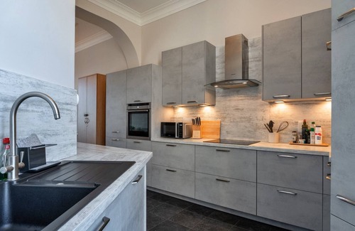 Newquay Apartment | Apartment in Cornwall with Towan Beach Views