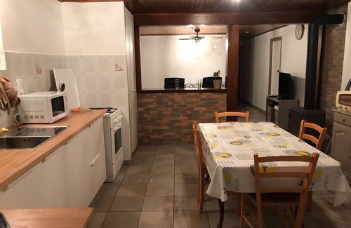 Murianette Apartment | Apartment in country cottage