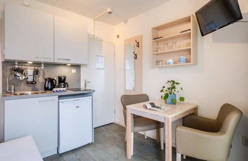 De Koog Apartment | Apartment in De Koog with free parking