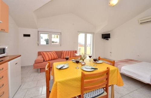 Drage Apartment | Apartment in Drage with Seaview, Balcony, Air condition, WIFI (566-1)