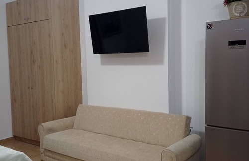 Selinia Apartment | Apartment in front of the sea. Beautiful beaches cafes, tavernes near Athens.n