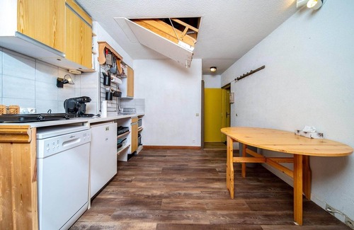 Allos Apartment | Apartment in French Alps near Ski Resort