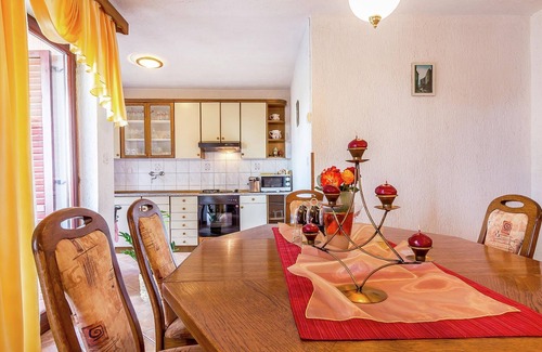 Gajana Apartment | Apartment in Gajana with Mini Football Field
