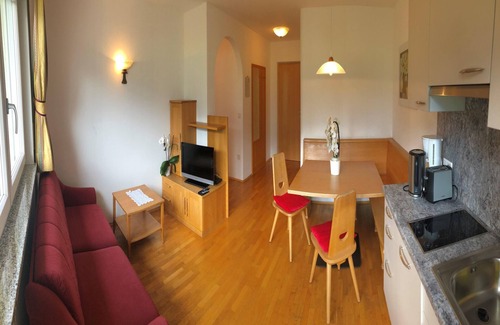 Coldrano Apartment | Apartment in Goldrain with Pool & Mountain Views