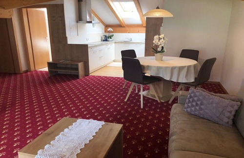 Coldrano Apartment | Apartment in Goldrain with Pool & Mountain Views