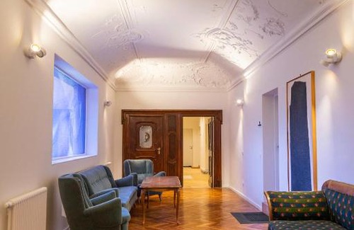 Muhldorf Apartment | Apartment in historischer Villa mit Parkplatz