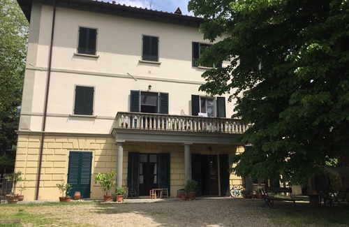 Montebonello Apartment | Apartment in historic villa near Florence