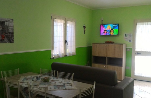 Sant'Antonio Abate Bed & Breakfast | Apartment in B & B Villa rosa