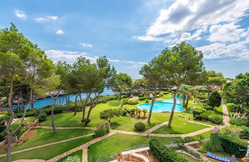 Portocolom Apartment | Apartment in Jardin del Rey with pool and beach 100m away