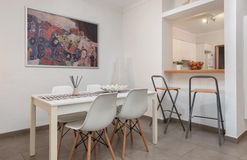 Portocolom Apartment | Apartment in Jardin del Rey with pool and beach 100m away