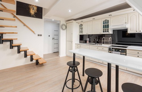 West Pomeranian Voivodeship Apartment | Apartment in Kołobrzeg near Seaside Beach