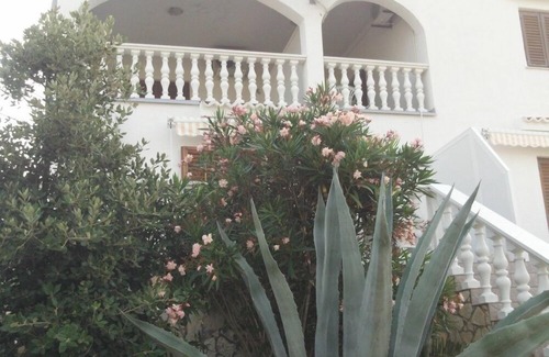 Kustici Apartment | Apartment in Kustici with Balcony, WIFI, Washing machine (4847-1)