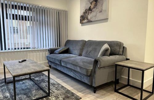 Luton Apartment | Apartment In Luton Town Centre