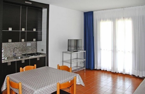 Moniga del Garda Apartment | Apartment in Moniga del Garda