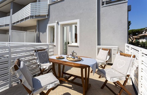 Miramare Apartment | Apartment in Miramare di Rimini 150 meters from the sea - Ceram 1/A