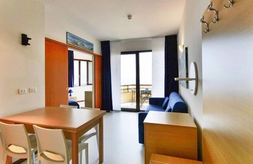 Moneglia Apartment | Apartment in Mongelia with garage
