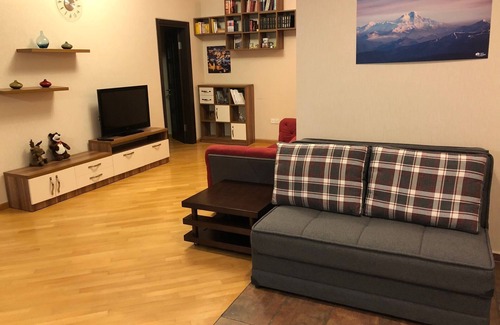 Sololaki Apartment | Apartment in old Tbilisi