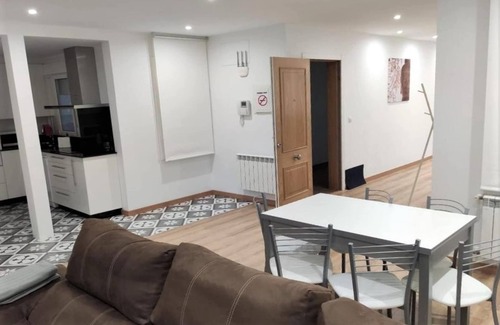Ourense Apartment | Apartment in Ourense near Hot Springs