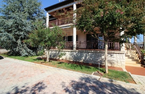 Antonci Apartment | Apartment in Poreč with Terrace, Air condition, WIFI, Dishwasher (4400-10)