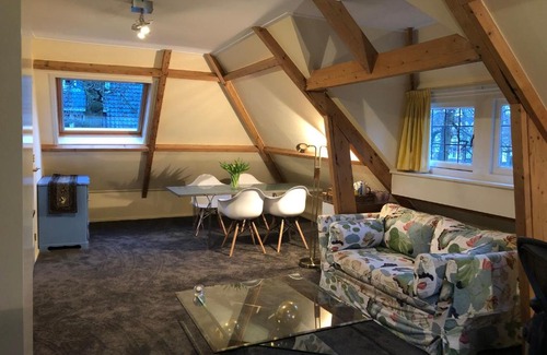 Bilthoven Apartment | Apartment in Romantic Villa