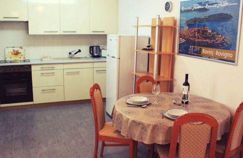 Borik Apartment | Apartment in Rovinj (Borik) - Top quiet location - 150m from the beach - balcony