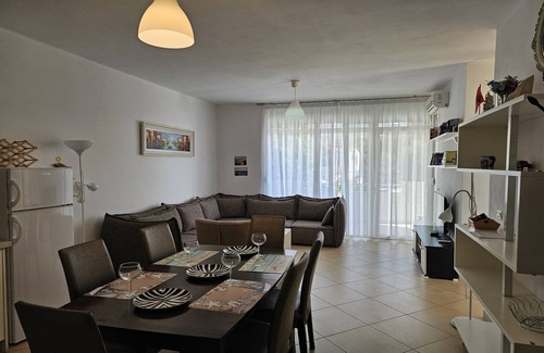 Kodrra Apartment | Apartment in Saranda with Sea Views