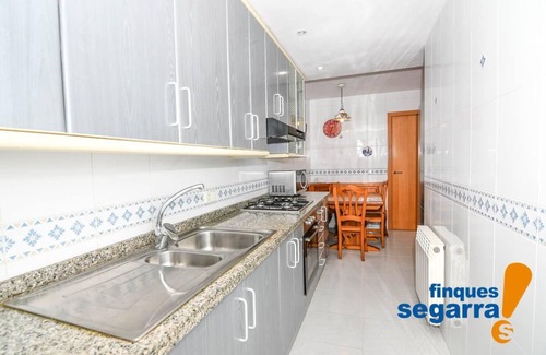 El Roc de Sant Gaieta Apartment | Apartment in second sea line with communal area and pool
