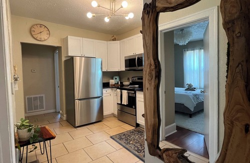 Historic Uptown Apartment | Apartment in St. Petersburg - Minutes from Downtown