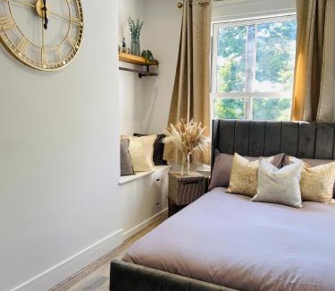 Bethnal Green Apartment | Apartment in Stepney Green