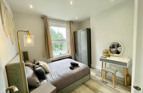 Bethnal Green Apartment | Apartment in Stepney Green