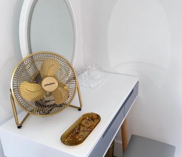 Bethnal Green Apartment | Apartment in Stepney Green