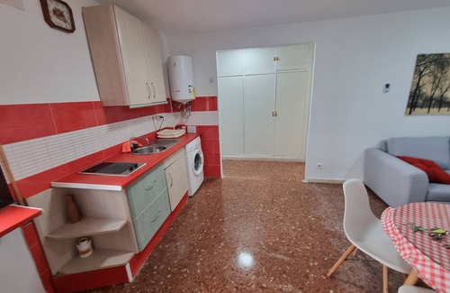 La Trinidad-San Juan y Todos los Santos Apartment | APARTMENT IN THE COURTYARD OF THE JUDERIA OF CORDOBA