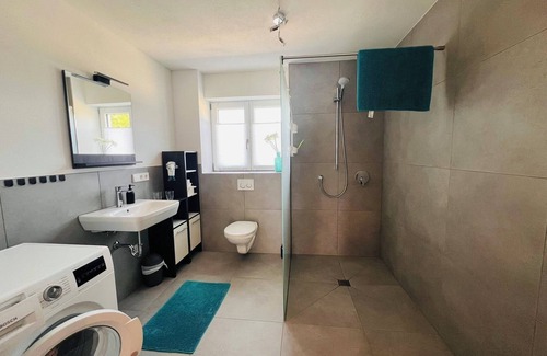 Heimenkirch Apartment | Apartment in the heart of the Allgäu - up to 5 guests, 2 bedrooms & free parking