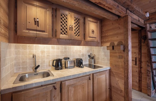 Megeve Apartment | Apartment in the heart of Megeve: walk to everything!