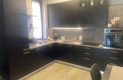 Pero Apartment | Apartment in villa 1 minute walk from M1 metro, with pets allowed