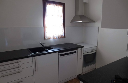 Carqueiranne Apartment | Apartment in villa Ground Floor F3