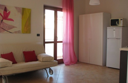 Diamante House | Apartment in villa with swimming pool and garden overlooking the sea on two levels