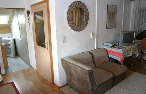 Trabenig Villa | Apartment in Wernberg in Carinthia with pool