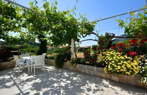 Zuljana Apartment | Apartment in Žuljana with Terrace, Air condition, WIFI (3558-4)