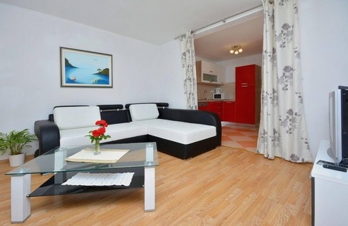 Zuljana Apartment | Apartment in Žuljana with Seaview, Terrace, Air condition, WIFI (3558-3)