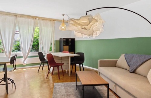 District 8 Apartment | Apartment in Zurich City Centre