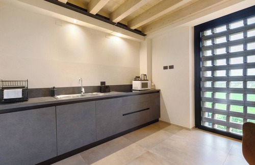 Sona Apartment | Apartment 'Agr Casa Pezzo 1' with Shared Pool, Wi-Fi and Air Conditioning