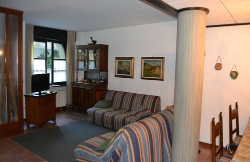 Chiesa in Valmalenco House | Apartment surrounded by greenery next to the pine forest - relaxation and comfort