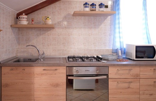 Erchie Apartment | Apartment Jade - Holiday Home Gialu
