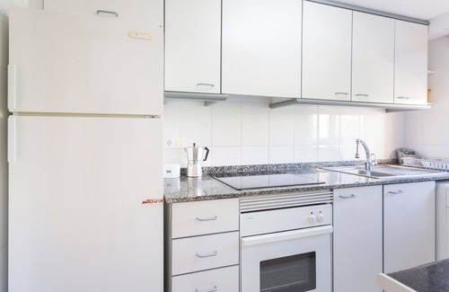Grau i Platja Apartment | Apartment "Jardín X" close to the Sea with Shared Pool & Wi-Fi
